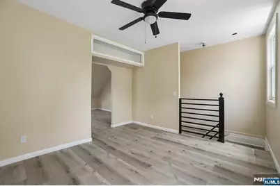 31 Claremont Avenue, Jersey City, NJ 07305 - Photo 31