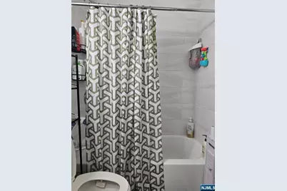 424 56th Street 2nd Fl #2nd FL, West New York, NJ 07093 - Photo 11