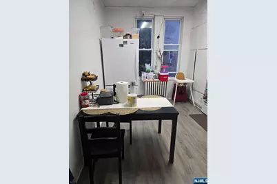 424 56th Street 2nd Fl #2nd FL, West New York, NJ 07093 - Photo 3