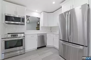 251 W Midland Ave, Paramus, NJ 07652 - Photo 15