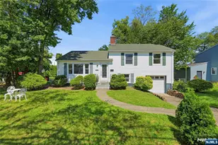 251 W Midland Ave, Paramus, NJ 07652 - Photo 5