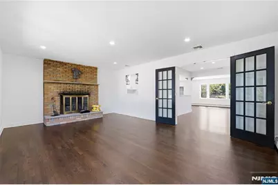 251 Midland Avenue W #W, Paramus, NJ 07652 - Photo 17