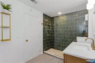 314 Cambridge Dr 70, Butler, NJ 07405 - Photo 21