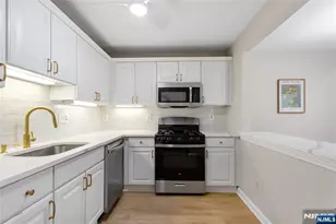 314 Cambridge Dr 70, Butler, NJ 07405 - Photo 13