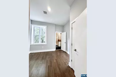 21 Hancock Avenue 3 #3, Jersey City, NJ 07307 - Photo 9