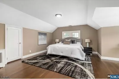 235 River Drive, Elmwood Park, NJ 07407 - Photo 17