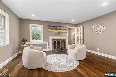 235 River Drive, Elmwood Park, NJ 07407 - Photo 7