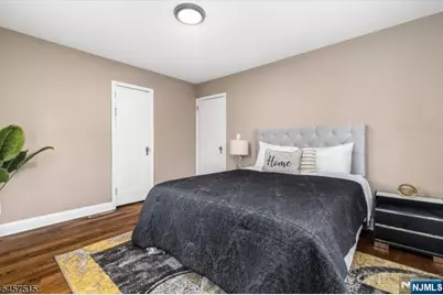 235 River Drive, Elmwood Park, NJ 07407 - Photo 15