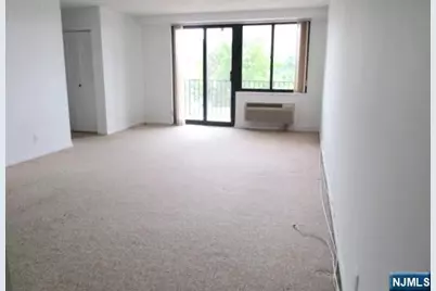 1590 Anderson Avenue 3D #3D, Fort Lee, NJ 07024 - Photo 5