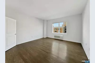 5410 City Place, Edgewater, NJ 07020 - Photo 9
