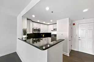 5410 City Pl, Edgewater, NJ 07020 - Photo 3