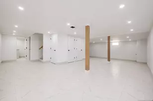 412 Gregory Rd, Paramus, NJ 07652 - Photo 41