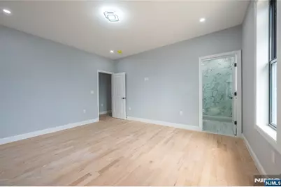 412 Gregory Road, Paramus, NJ 07652 - Photo 27