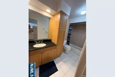 460 Liberty Street 204 #204, Little Ferry, NJ 07643 - Photo 13