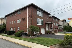 2457 8th St, Fort Lee, NJ 07024 - Photo 1