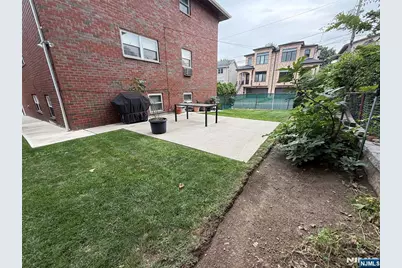 2457 8th Street, Fort Lee, NJ 07024 - Photo 29