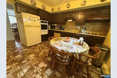 2457 8th Street, Fort Lee, NJ 07024 - Photo 7