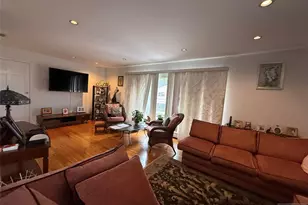 2457 8th St, Fort Lee, NJ 07024 - Photo 15