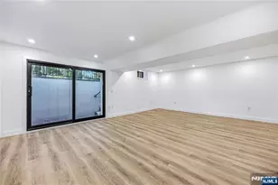 125 Hudson Ave, Tenafly, NJ 07670 - Photo 37