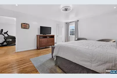 369 Forest Avenue, Paramus, NJ 07652 - Photo 35