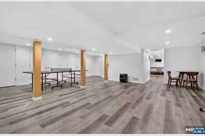 369 Forest Avenue, Paramus, NJ 07652 - Photo 29