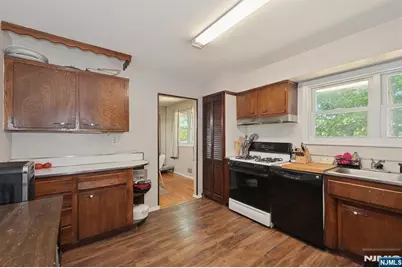 91 Legion Place, Hillsdale, NJ 07642 - Photo 23
