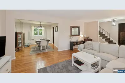 91 Legion Place, Hillsdale, NJ 07642 - Photo 11