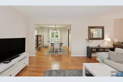 91 Legion Place, Hillsdale, NJ 07642 - Photo 13