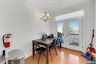 33 E Linden Avenue, Englewood, NJ 07631 - Photo 15