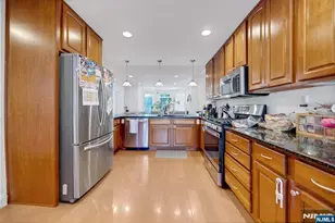 33 E Linden Ave, Englewood, NJ 07631 - Photo 9