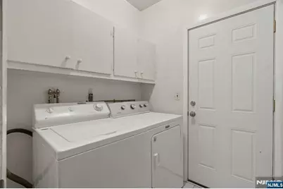 343 Sunset Road, Pequannock Township, NJ 07444 - Photo 27