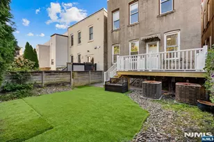 114 Shippen St, Weehawken, NJ 07086 - Photo 31