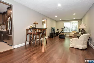 1240 Garrison Court, Mahwah, NJ 07430 - Photo 9