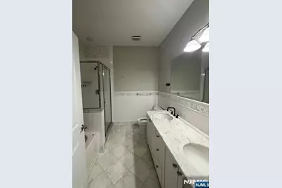 200 Laird Avenue 107 #107, Cliffside Park, NJ 07010 - Photo 9