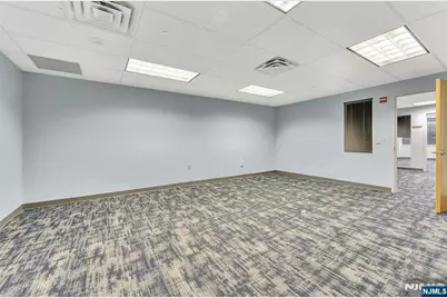 2200 Fletcher Avenue 501 #501, Fort Lee, NJ 07024 - Photo 5
