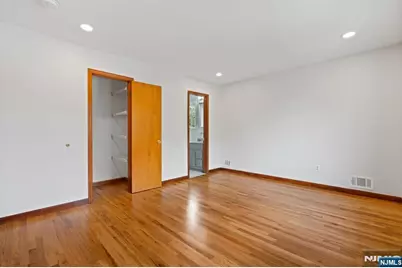609 Freeman Street 2 #2, Lyndhurst Township, NJ 07071 - Photo 21