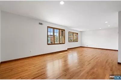 609 Freeman Street 2 #2, Lyndhurst Township, NJ 07071 - Photo 5
