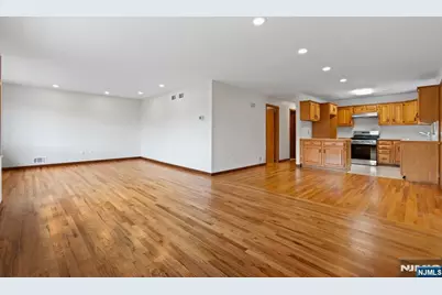 609 Freeman Street 2 #2, Lyndhurst Township, NJ 07071 - Photo 9