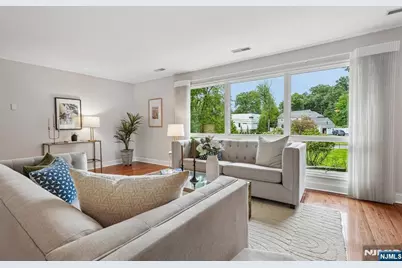 63 Fells Road, Verona, NJ 07044 - Photo 9