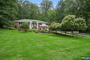 63 Fells Rd, Verona, NJ 07044 - Photo 1