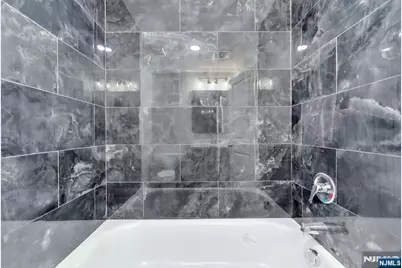 39 Grand, Newark, NJ 07106 - Photo 27
