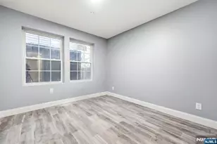 39 Grand, Newark, NJ 07106 - Photo 9