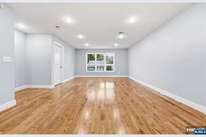 39 Grand, Newark, NJ 07106 - Photo 19