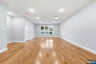 39 Grand, Newark, NJ 07106 - Photo 19