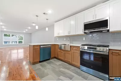 39 Grand, Newark, NJ 07106 - Photo 7