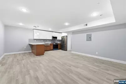 39 Grand, Newark, NJ 07106 - Photo 31