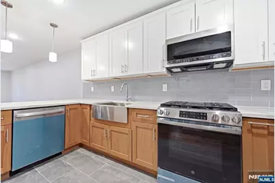 39 Grand, Newark, NJ 07106 - Photo 5
