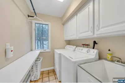 359 Hillview Terrace, Franklin Lakes, NJ 07417 - Photo 29