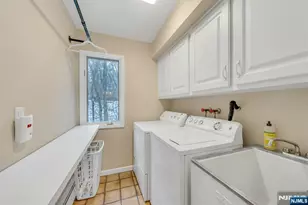 359 Hillview Terrace, Franklin Lakes, NJ 07417 - Photo 29