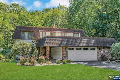 359 Hillview Terrace, Franklin Lakes, NJ 07417 - Photo 1
